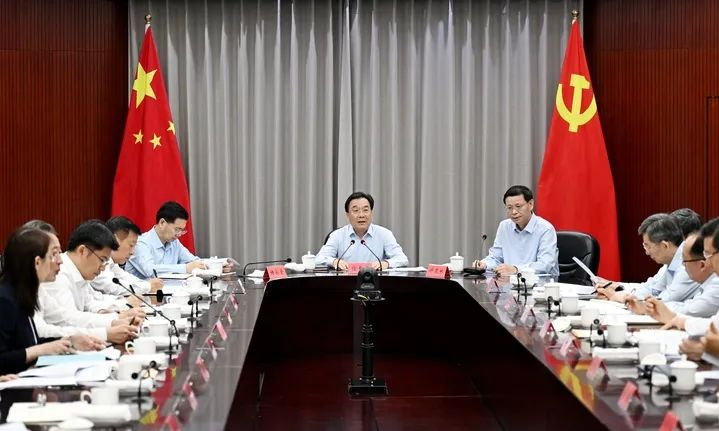 信长星主持召开江苏省总河长会议强调 以高水平治水兴水服务保障高质量发展 许昆林出席