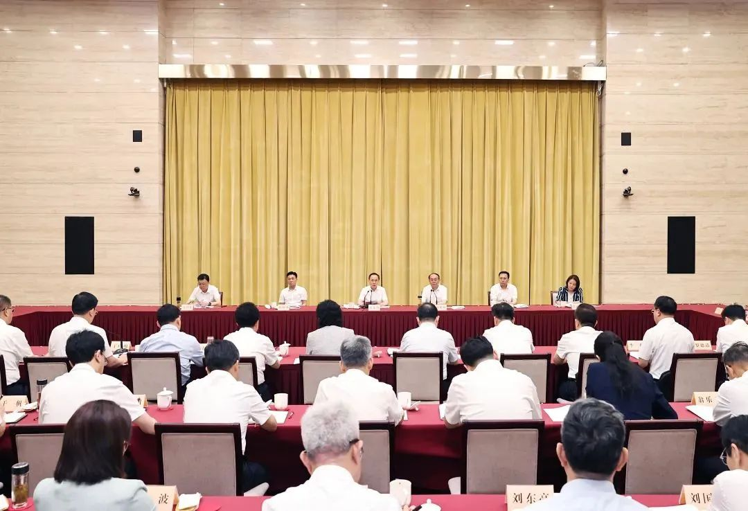 徐州市委市政府召开中央生态环境保护督察整改推进会